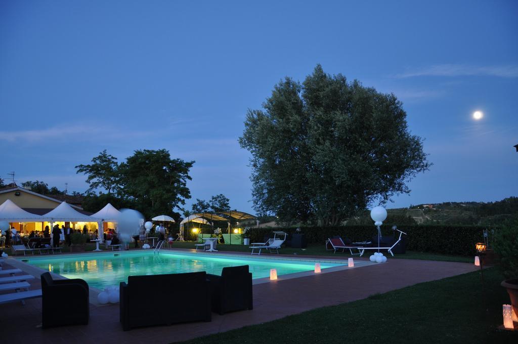 Agriturismo Marrucola 圣米尼亚托 外观 照片